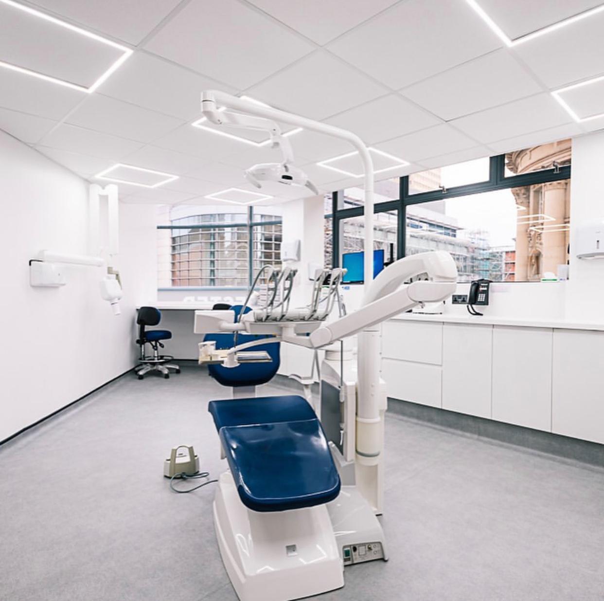 Dental therapy jobs manchester